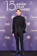 最優秀主演男優賞に輝いたユ・アイン。