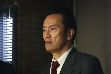 遠藤憲一演じる薮鑑造。