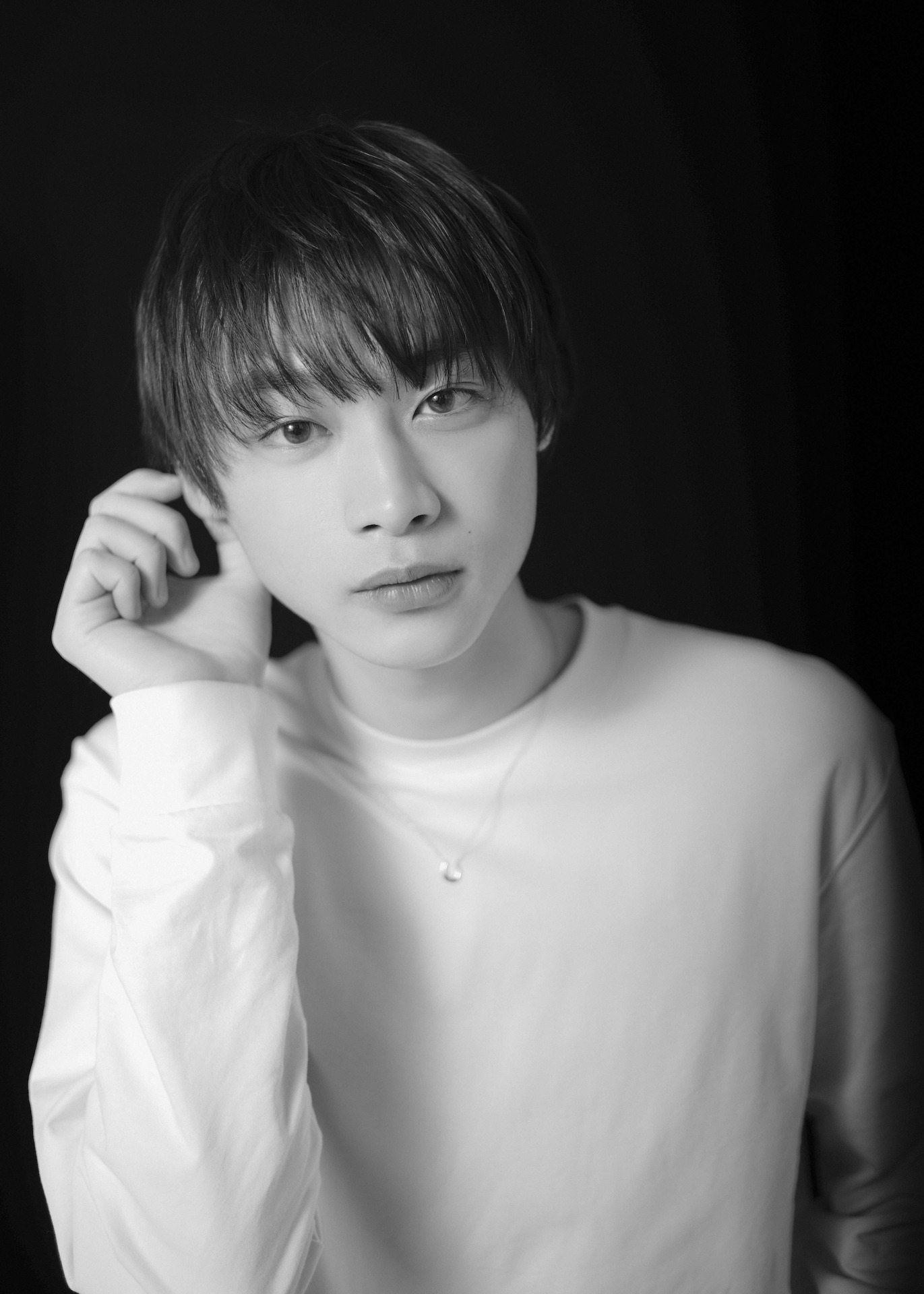 平井亜門