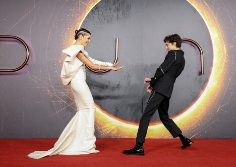 左からゼンデイヤ、ティモシー・シャラメ。