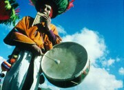 「鳥の歌」 (c)GRUPO UKAMAU