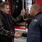 トラック野郎リーアム・ニーソンが氷の道に出陣!「アイス・ロード」本編映像