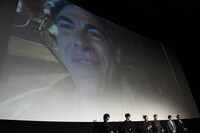 アメリカから中継で舞台挨拶に参加したヴィンチェンゾ・ナタリ。