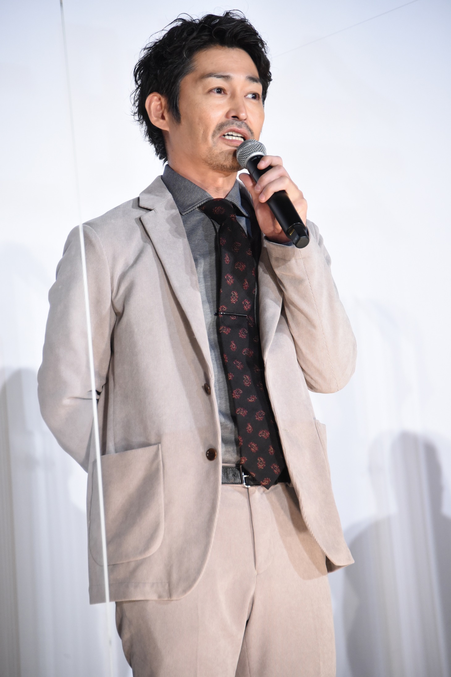 安田顕
