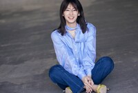 「北川景子オフィシャルカレンダー2022」デスクカレンダー特典フォトカード（楽天ブックス）