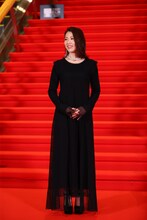 いしづかあつこ