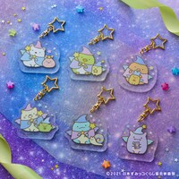 H賞の「お星さまのアクリルチャーム」。