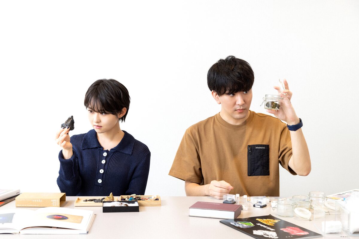 俳優 伊藤万理華 マンガ家 大童澄瞳の場合 表現者として活躍する2人は如何にして鉱物に魅せられたか の異常な愛情 Vol 6 映画ナタリー