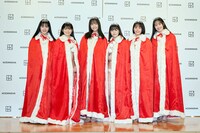 左から内藤花恋、大島璃乃、天野きき、和泉芳怜、山岡雅弥、辻優衣。 (c)KODANSHA