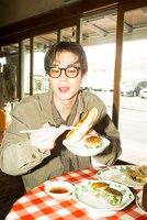 宮沢氷魚のお気に入り詳細カット。