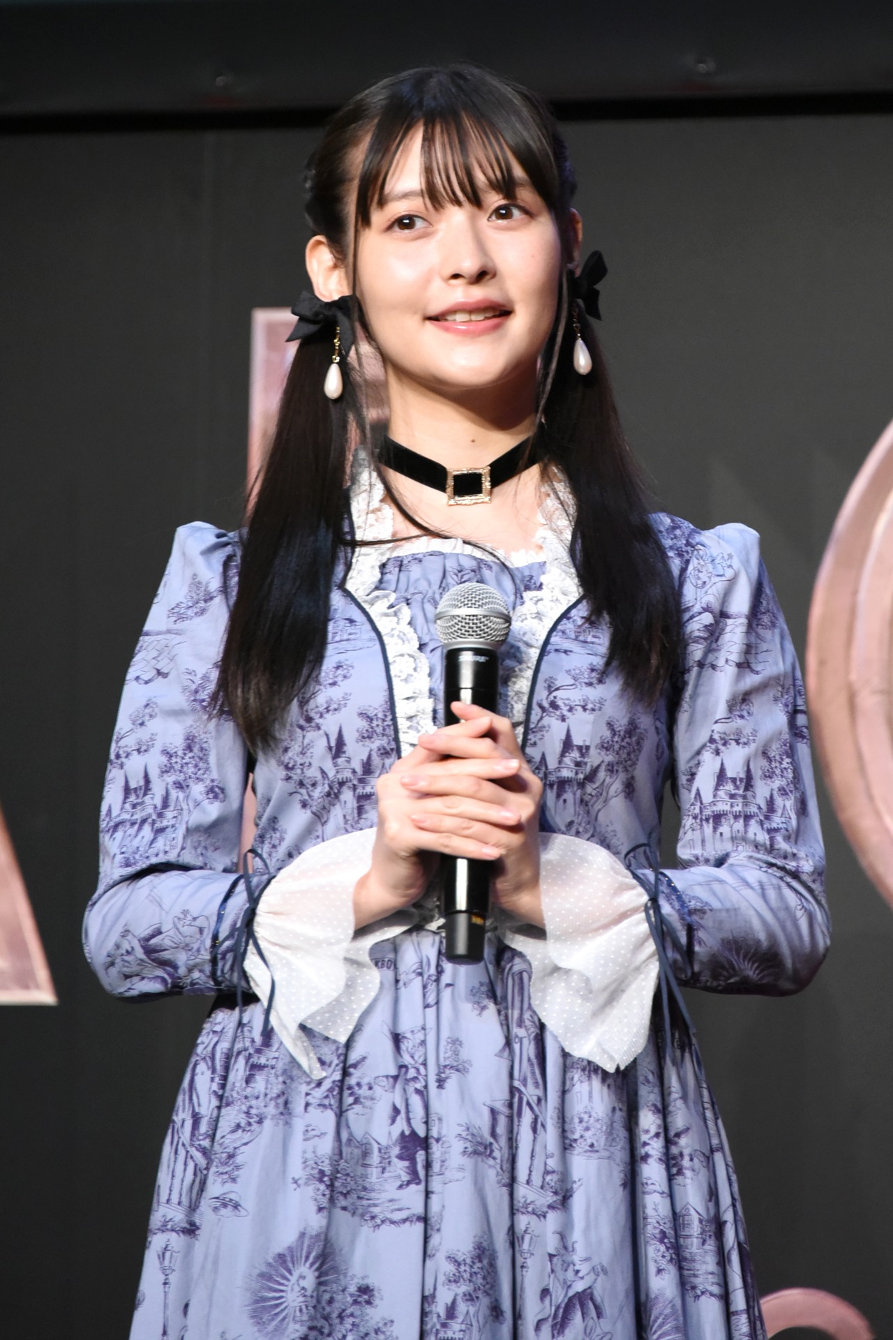 上坂すみれ