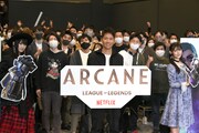 上坂すみれ＆小林ゆう「Arcane」姉妹役に喜び、ケイン・コスギはうるうる