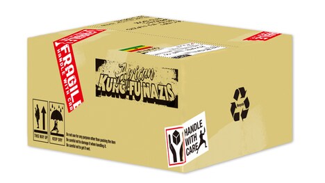 「『アフリカン・カンフー・ナチス』ガーナアーリア人専用ブルーレイBOX ～ガーナからの贈り物～」のダンボール製外箱。