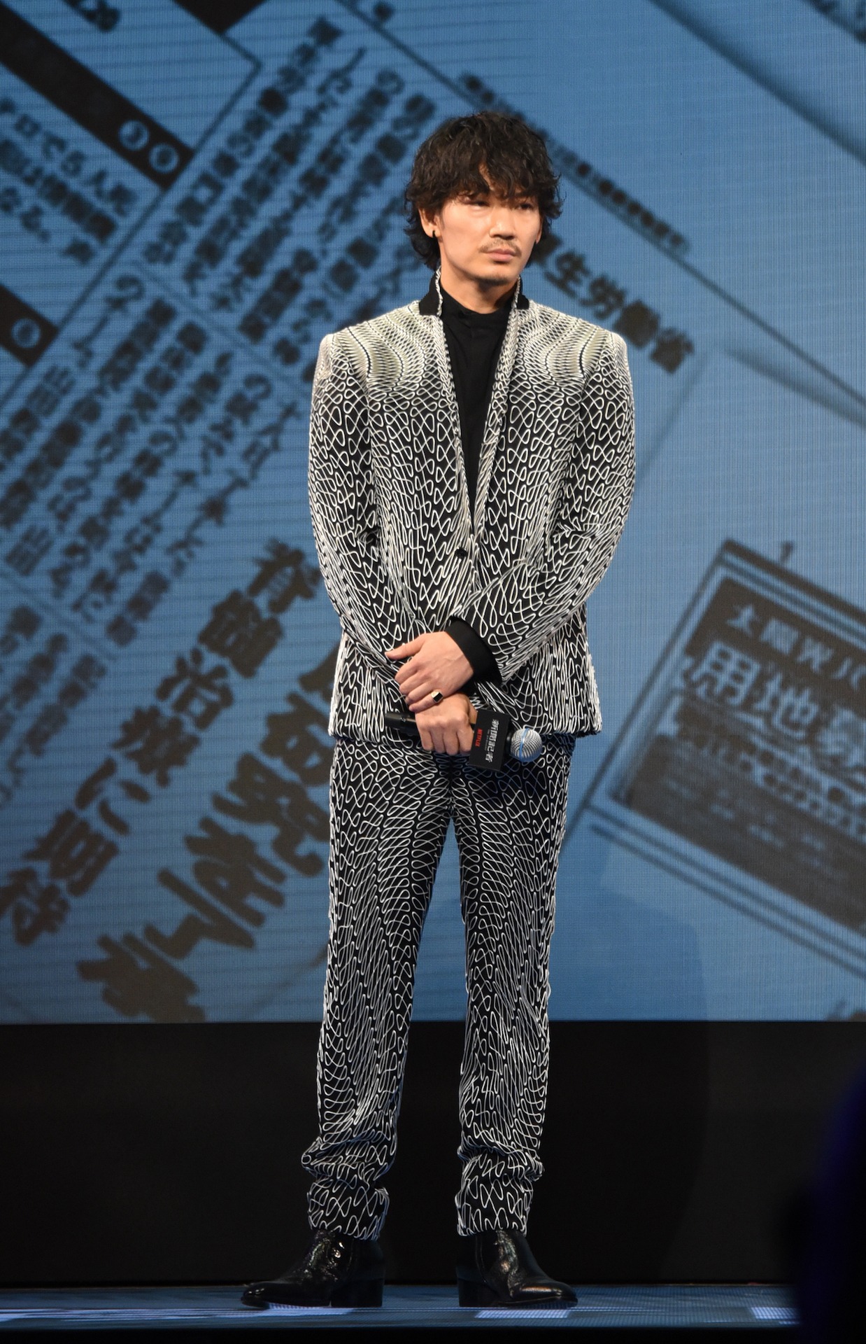 綾野剛