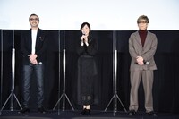 左から大塚明夫、田中敦子、山寺宏一。