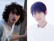 フィン・ヴォルフハルト演じるトレヴァー（左）、梶裕貴（右）。