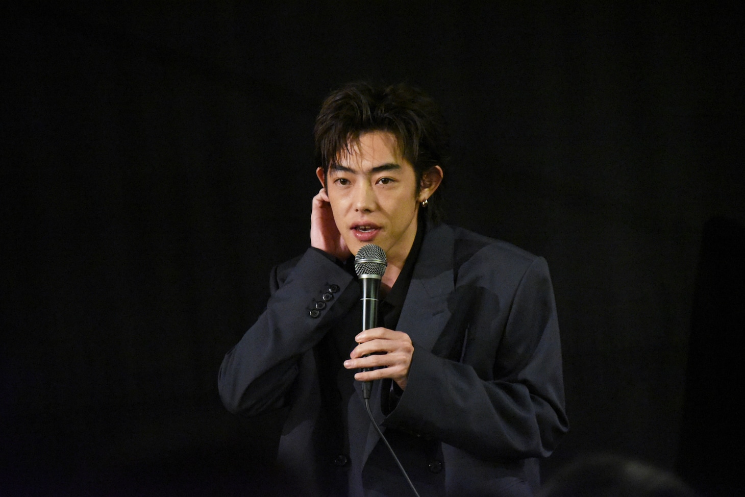 吉村界人