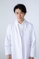 夏樹拓実役の勝地涼。