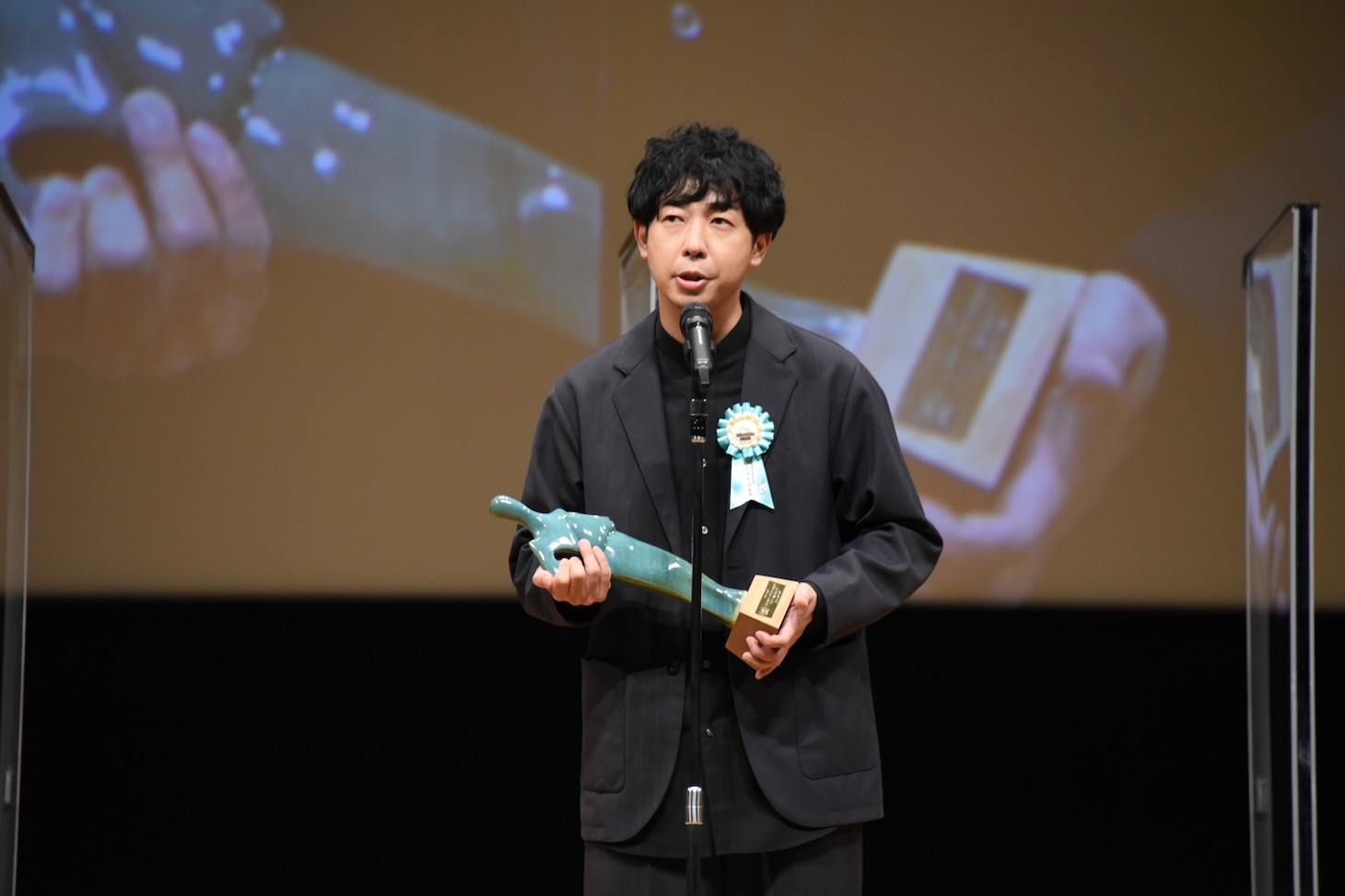 松本壮史