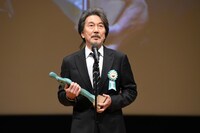 第13回TAMA映画賞の授賞式に参加した役所広司。