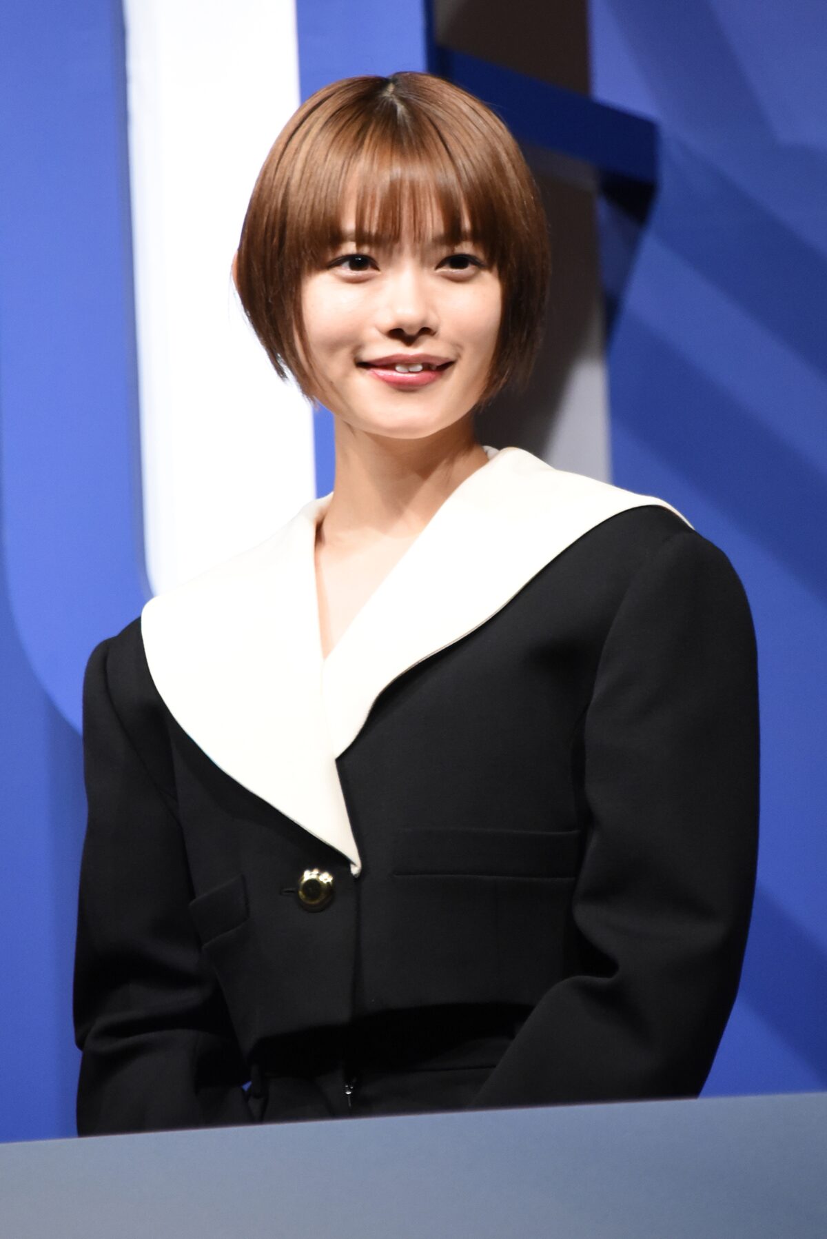 杉咲花 松本潤が自信を持って 99 9 お届け 杉咲花の かっこいい座長 には大照れ 画像ギャラリー 13 14 映画ナタリー