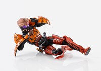 「S.H.Figuarts（真骨彫製法） 仮面ライダーオーズ ブラカワニ コンボ」 (c)石森プロ・東映