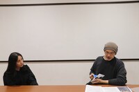 左から前田聖来、MCの森直人。