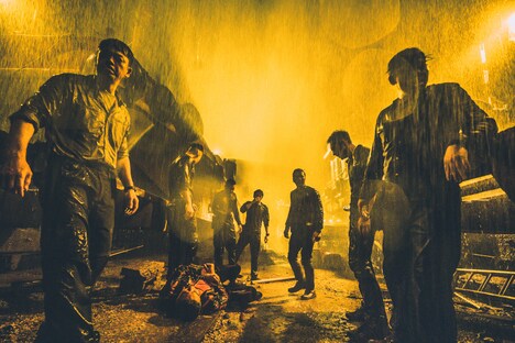 「レイジング・ファイア」新場面写真