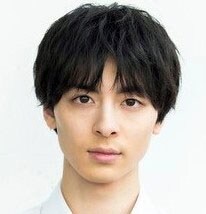 大倉学役の高杉真宙。