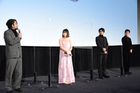 「彼女が好きなものは」初日舞台挨拶の様子。