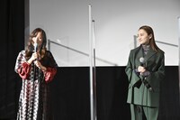 「成れの果て」初日舞台挨拶の様子。