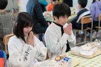 「あしやのきゅうしょく」新場面写真
