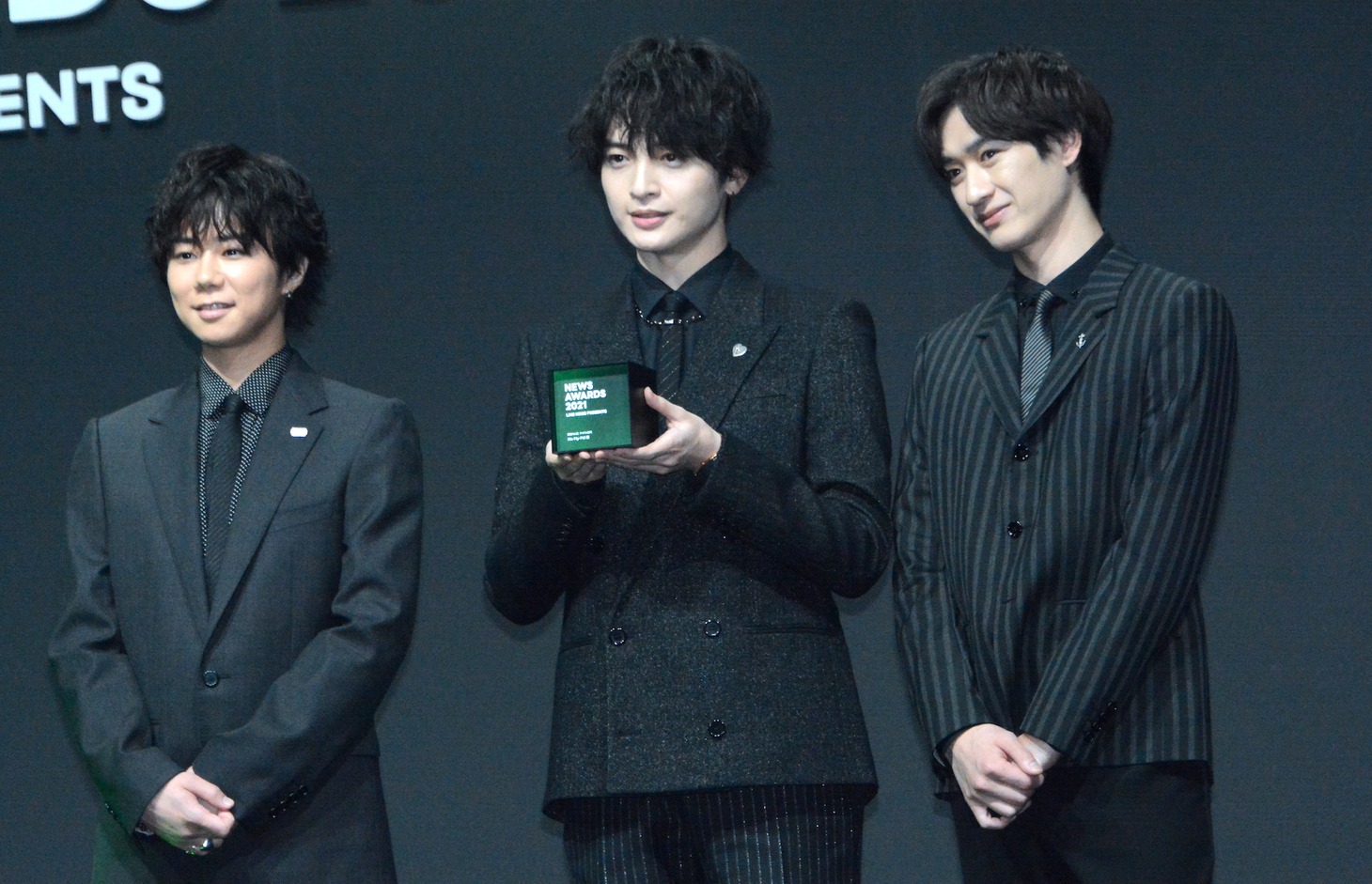 左から北山宏光、玉森裕太、宮田俊哉。