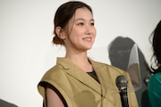 山口まゆ