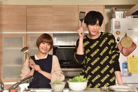 左から杉咲花、杉野遥亮。