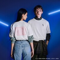 劇場版 呪術廻戦 0 UT グラフィックTシャツ 乙骨 憂太・祈本 里香着用イメージ。