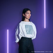 劇場版 呪術廻戦 0 UT グラフィックTシャツ 五条 悟着用イメージ。