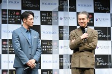 玉木宏（左）と家族ぐるみで食事に行き、“ちょっと高いステーキ”をごちそうしたという渡部篤郎（右）。