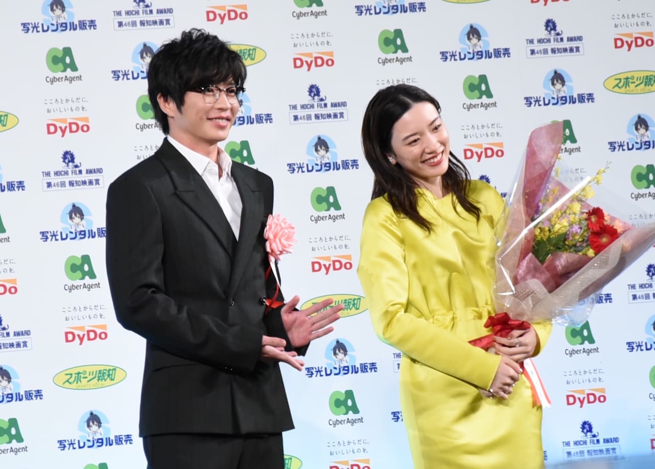 永野芽郁が主演女優賞に涙「自信をくれる賞」、田中圭は「今後も期待してる」とエール