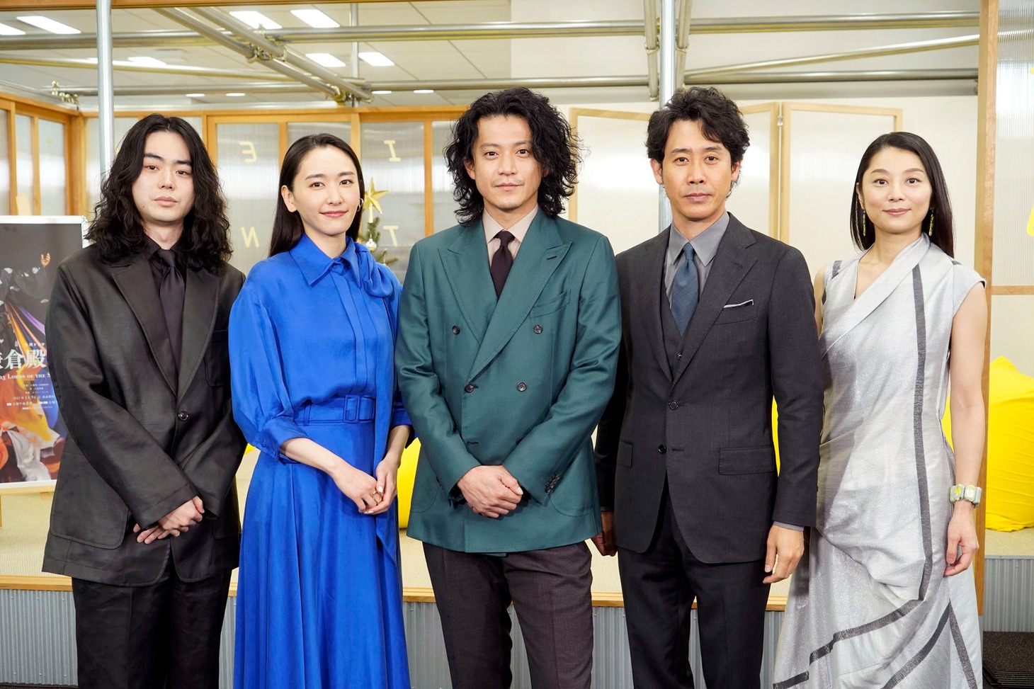 「鎌倉殿の13人」オンライン会見より。左から菅田将暉、新垣結衣、小栗旬、大泉洋、小池栄子。