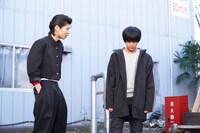 「瑠璃とカラス」