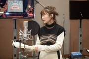 アフレコ中の伊藤沙莉。