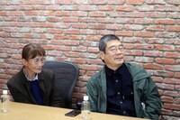 左から小林佐智子、原一男。