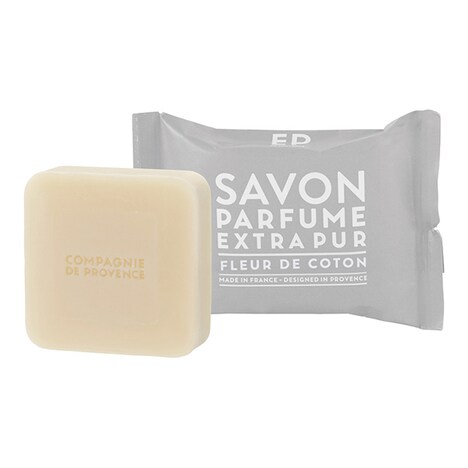 「シチリアを征服したクマ王国の物語」入場者プレゼントの「カンパニードプロバンス マルセイユソープS」。