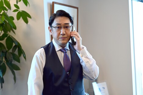 小山内正一役の中村芝翫。