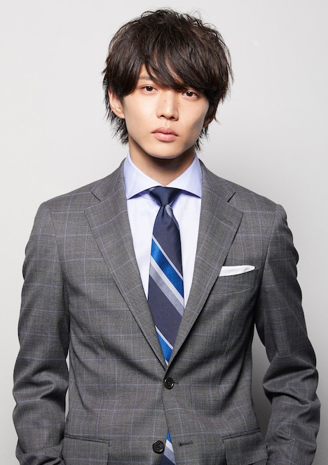 佐藤大樹扮する市川一哉。