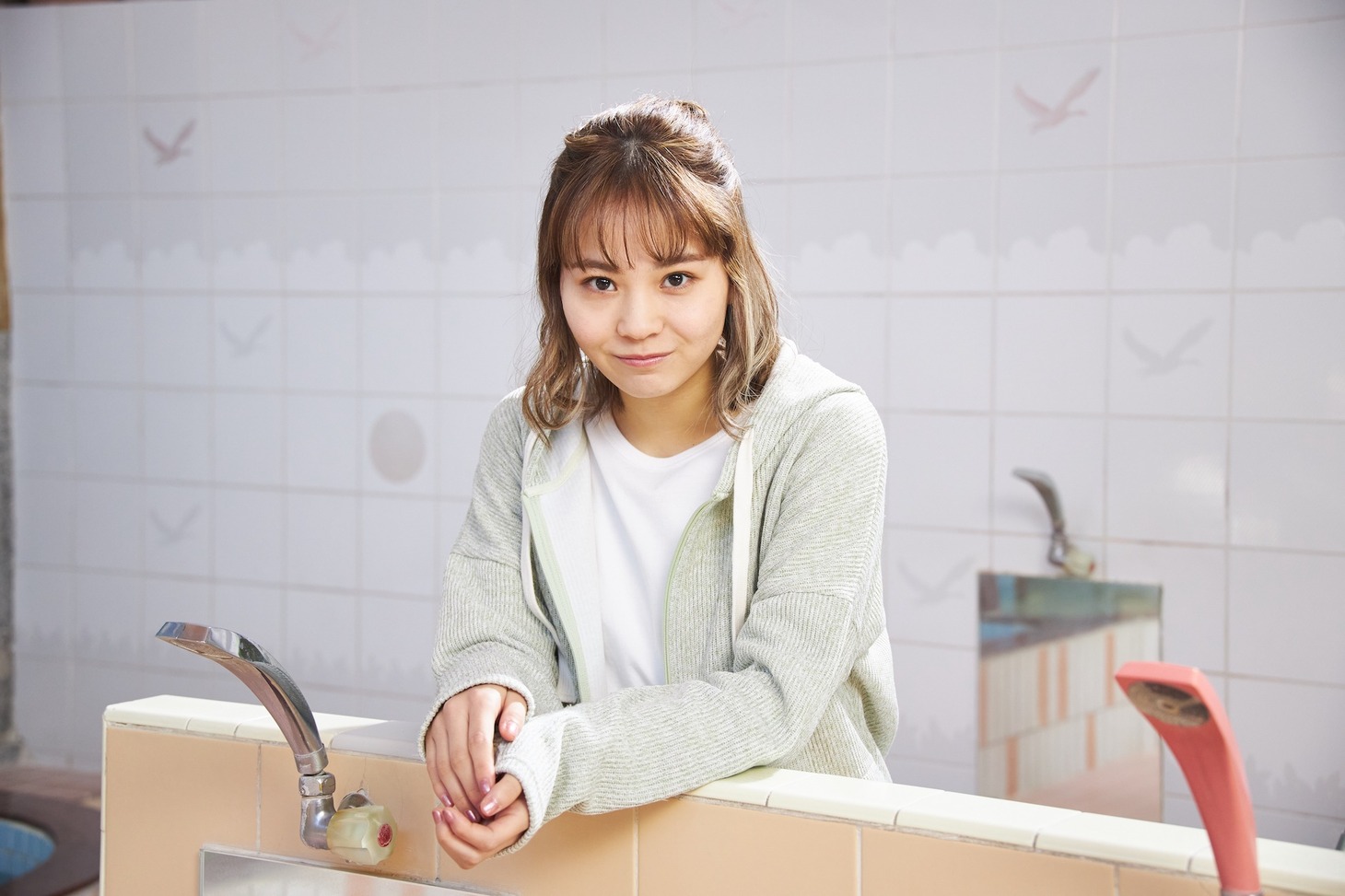 新谷ゆづみ