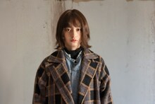 「N号棟」より、萩原みのり演じる史織。