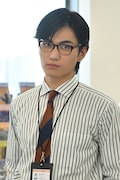 涼村悠二役の大平修蔵。