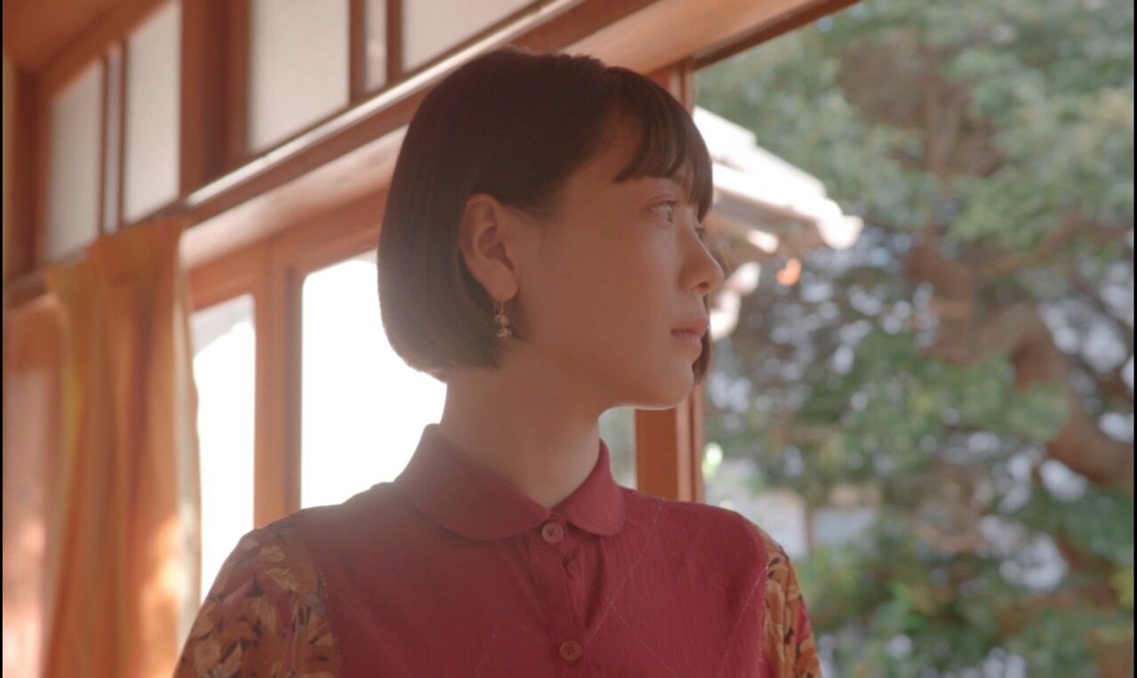 「クレマチスの窓辺」特報、瀬戸かほがとっておきのバカンス